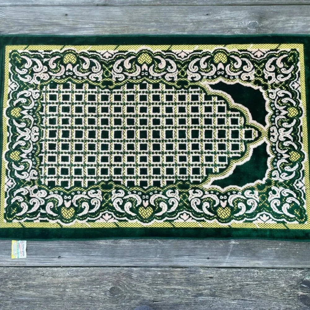 Jainamaz Modefa Prayer Rug Green Soft Velvet Area Rug Religious Rug Musalah
